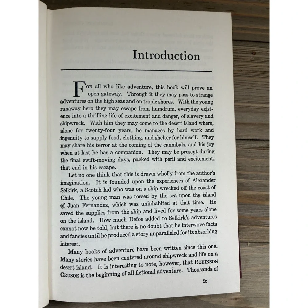 VTG Robinson Crusoe Hardcover Book Children's Classics Illustrated‎ Edition